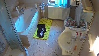Voyeurcam-julmodels-bath-2nd-2 nude before cam – live sex chat