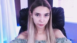 Young-nursee nude before cam – live sex chat