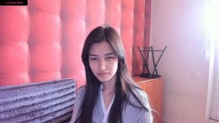 YukiCheng nude pussy closeups on cam for live sex video chat
