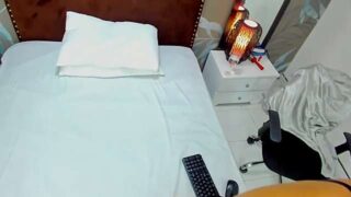 alexa_blun nude pussy closeups on cam for live sex video chat