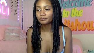alisonisyours nude pussy closeups on cam for live sex video chat