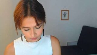 ameliacoper nude pussy closeups on cam for live sex video chat