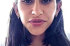 Ary_Q nude pussy closeups on cam for live sex video chat