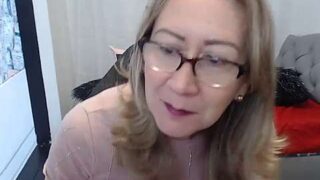 AshleyMilf_ nude pussy closeups on cam for live sex video chat