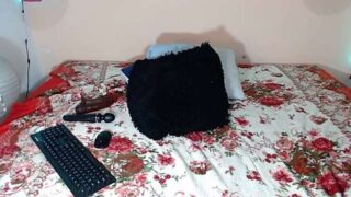 brenda_hot1 nude pussy closeups on cam for live sex video chat