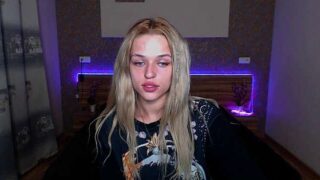_Cassandra_Fox_ nude pussy closeups on cam for live sex video chat