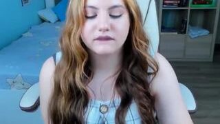 ChloeJuicyBabe nude before cam – live sex chat