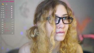 cuddlie69 nude pussy closeups on cam for live sex video chat