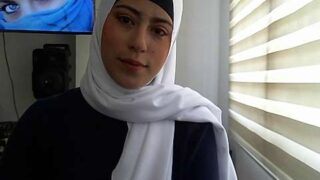 Dahnna_xs nude pussy closeups on cam for live sex video chat