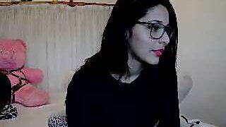 DaringAlison nude pussy closeups on cam for live sex video chat
