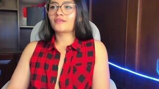 Darlyn-17 nude before cam – live sex chat