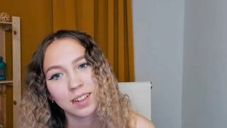 Flafellysoft nude before cam – live sex chat