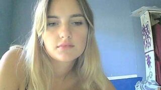 Hanna-Nawi nude pussy closeups on cam for live sex video chat