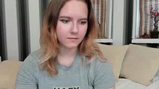 Hooneybun nude before cam – live sex chat