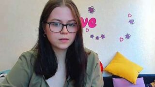 KarKutie nude pussy closeups on cam for live sex video chat