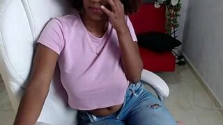 Karol_tower nude pussy closeups on cam for live sex video chat