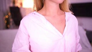 KATEELIFE nude pussy closeups on cam for live sex video chat