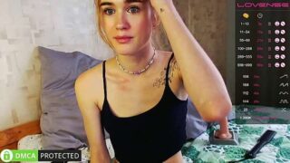 KayaSweett nude pussy closeups on cam for live sex video chat