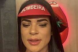Kethellensoares nude pussy closeups on cam for live sex video chat