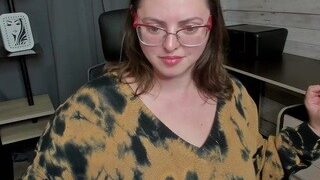 Maggiemolly nude before cam – live sex chat