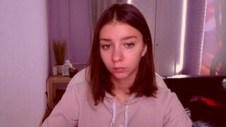 Racconari nude before cam – live sex chat