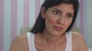 Romina-21 nude before cam – live sex chat