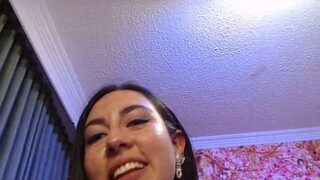 sabrina_white_ nude pussy closeups on cam for live sex video chat