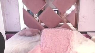 Sexycutee nude before cam – live sex chat