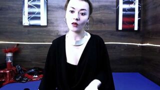 Smile_Helen nude pussy closeups on cam for live sex video chat