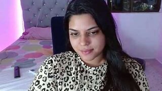 sophie_nastyy nude pussy closeups on cam for live sex video chat
