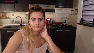 Sweetbbygirl nude pussy closeups on cam for live sex video chat