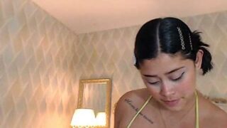 TaraReeves nude pussy closeups on cam for live sex video chat