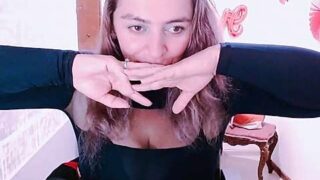 teresa_33 nude pussy closeups on cam for live sex video chat