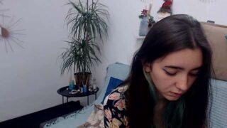 VasiliaGrett nude pussy closeups on cam for live sex video chat