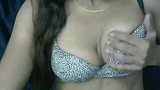 yours_pihu nude pussy closeups on cam for live sex video chat