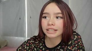 zaya_johnson nude pussy closeups on cam for live sex video chat