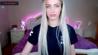 AmeliaAniston nude pussy closeups on cam for live sex video chat