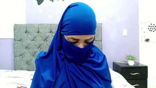 Anik_Kamel nude pussy closeups on cam for live sex video chat