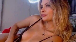 ?, ?? F E R ??? nude before cam – live sex chat