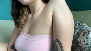 HaleyCrush nude pussy closeups on cam for live sex video chat