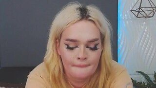 IvyKiss nude before cam – live sex chat
