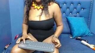 Kiraa33 nude before cam – live sex chat