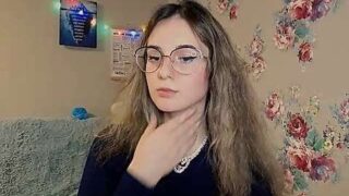 Mellon_Mayer nude pussy closeups on cam for live sex video chat