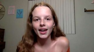 peachypotbaby nude pussy closeups on cam for live sex video chat