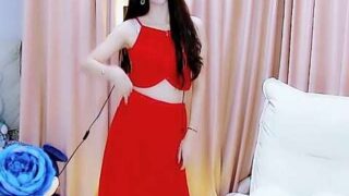 QingCute nude pussy closeups on cam for live sex video chat