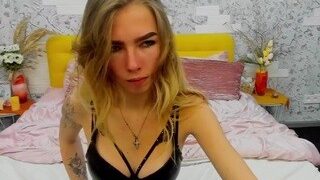 RiellaSpell nude before cam – live sex chat