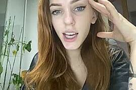 S_senual nude pussy closeups on cam for live sex video chat
