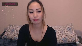 sweet_puiyi nude pussy closeups on cam for live sex video chat