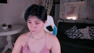 AshleyLyan nude pussy closeups on cam for live sex video chat