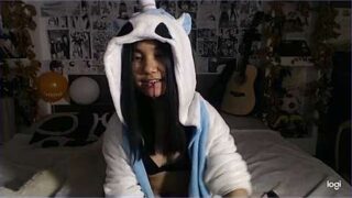 baby_mi nude pussy closeups on cam for live sex video chat
